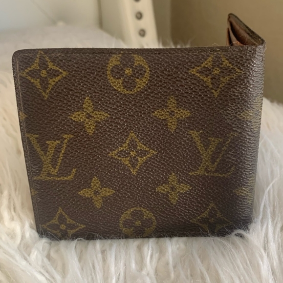 Louis Vuitton Brown Monogram Leather Wallet Pre-owned - Picture 10 of 14